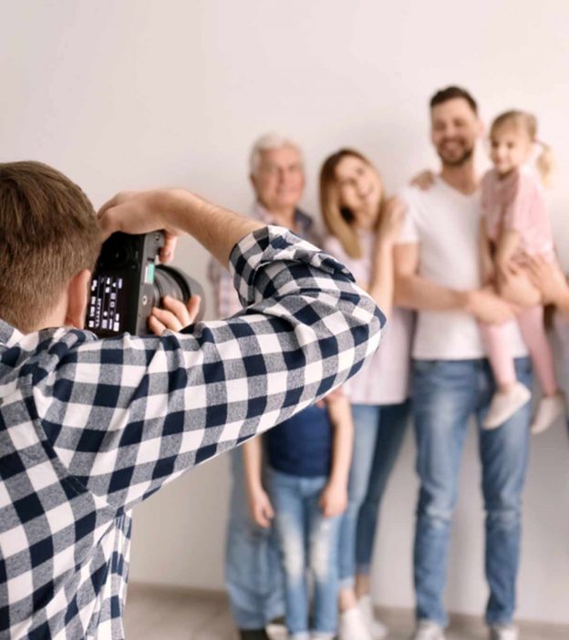 50 Beautiful Family Photo Ideas You Need To Try