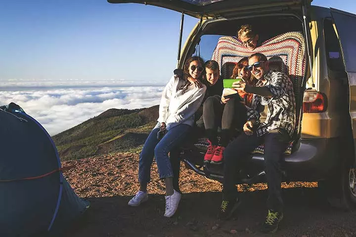 How To Keep Your Kids On A Sleep Schedule While Traveling1