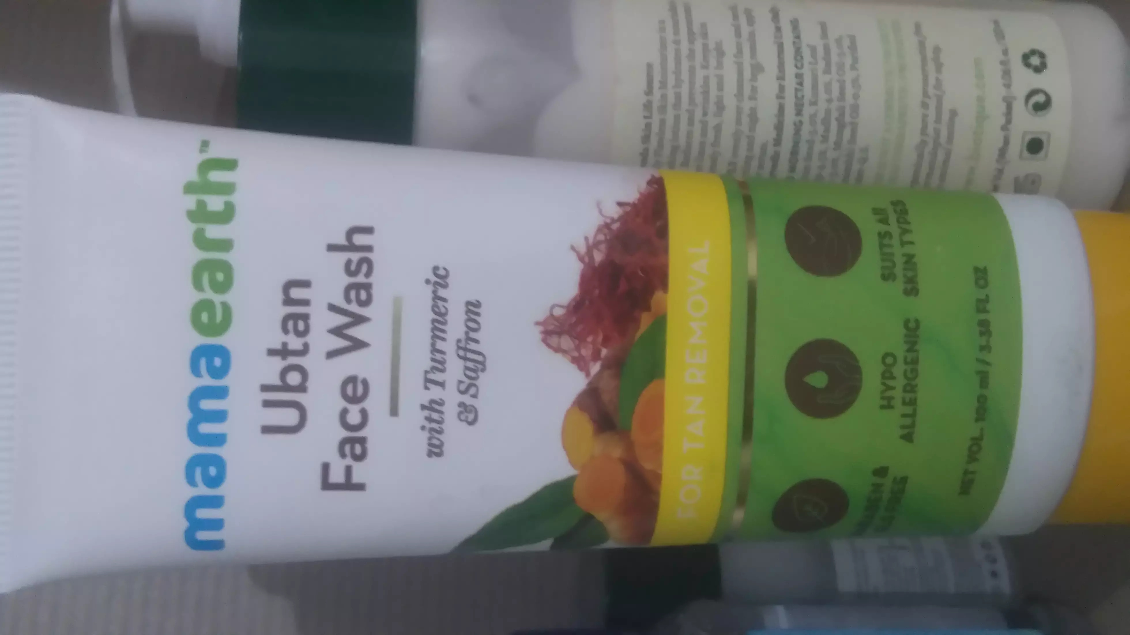 Mamaearth Ubtan Face Wash For Tan Removal Reviews, Ingredients, How To Use, Benefits