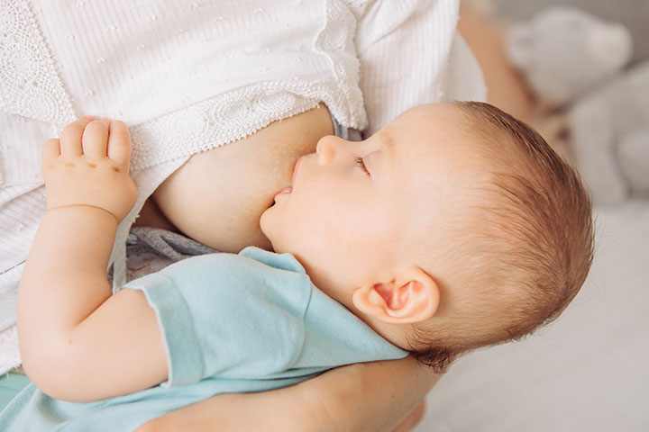 Babies Should Be Fed From One Breast During Each Feeding