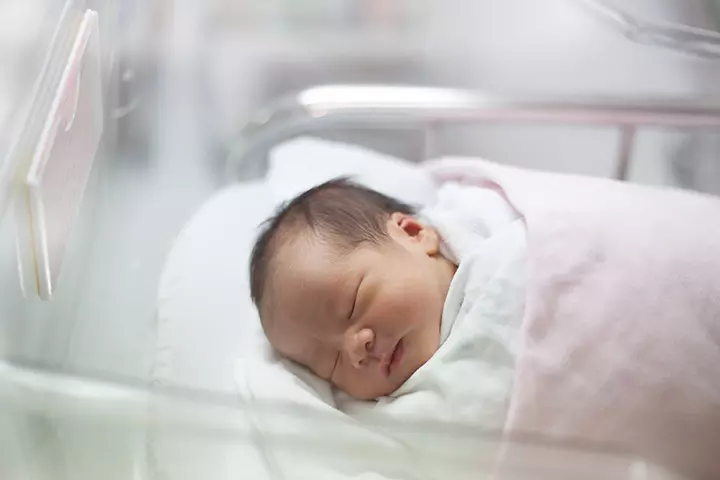 First-Time Mum Gives Birth To 10lb 10oz Baby Despite Going Into Labor Two Weeks Early