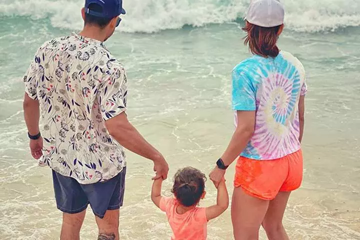 Kunal Kemmu & Soha Ali Khan - Inaaya Naumi Kemmu