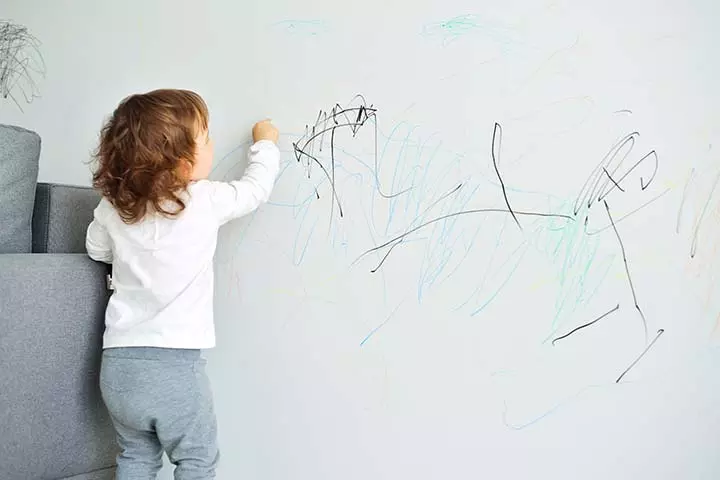 5 Easy Tips To Prevent Your Child From Spoiling The Wall