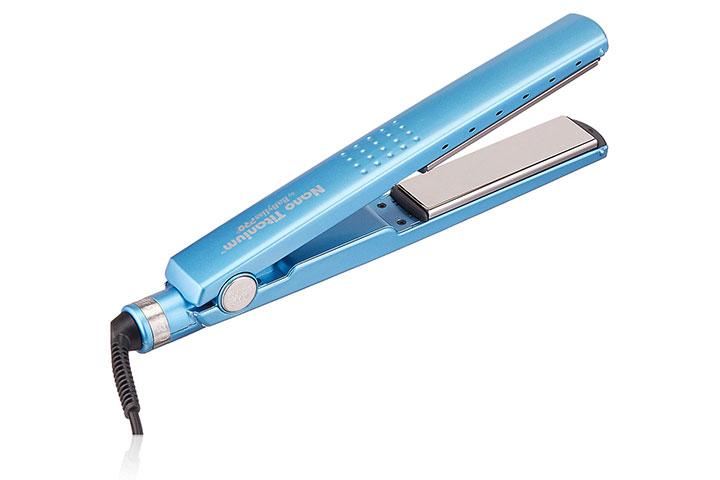 BaBylissPRO Nano Titanium-Plated Ionic Straightening Iron