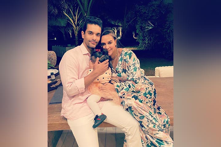 ctress Neha Dhupia is one of these super moms.