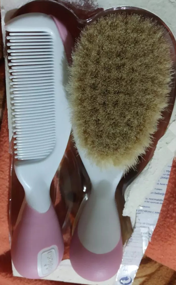 chicco hair brush