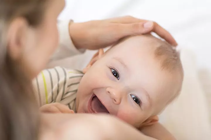 Helps The Baby Recognize You Visually