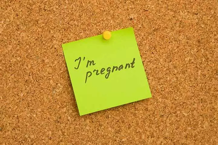 Pregnancy Announcements Would Be Plain Simple