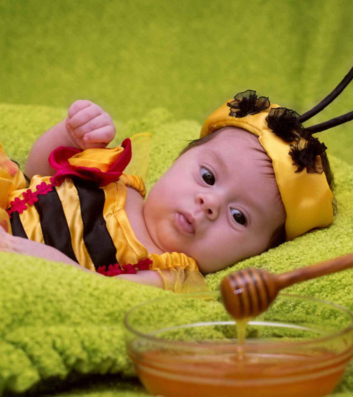 बच्चों के लिए शहद: कब और कैसे खिलाएं, फायदे व नुकसान | Benefits Of Honey For Baby In Hindi