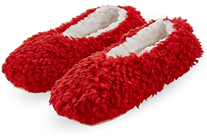 women's slippers with grippers