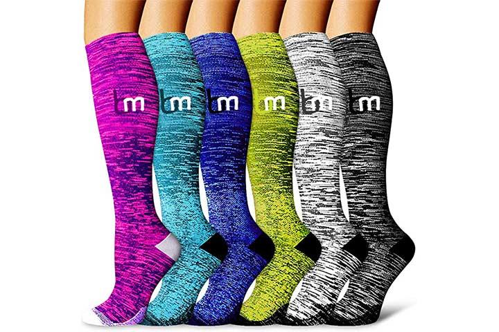 11 Best Compression Socks To Buy During Pregnancy In 2022