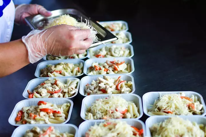 Handling And Preparing Food