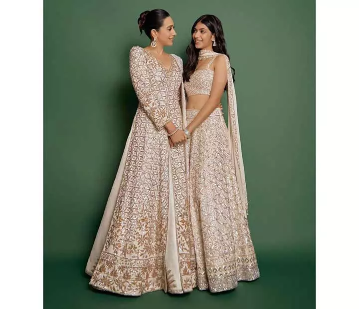 Karisma Kapoor And Samaira Kapoor