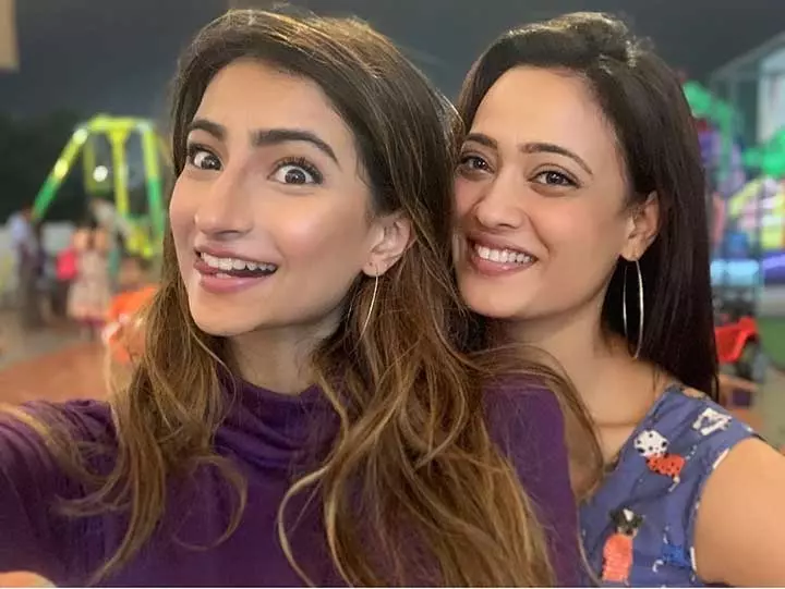 Shweta Tiwari Reveals Her Daughter, Palak Tiwari's Reaction On Her On-Screen Kiss (3)