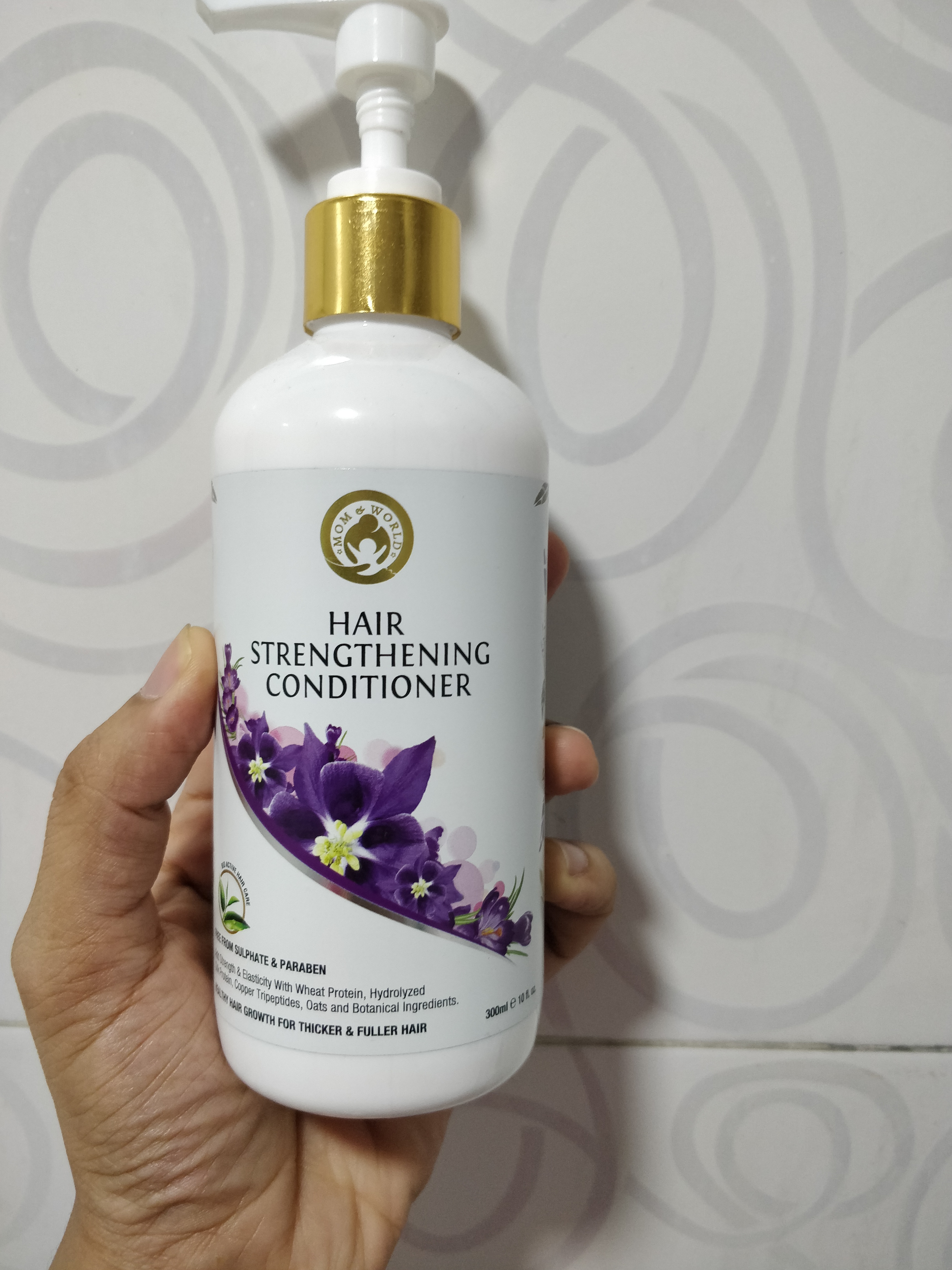 Mom & World Hair Strengthening Shampoo + Hair Strengthening Conditioner-Natural ingredients, no side effects-By khushboomua8
