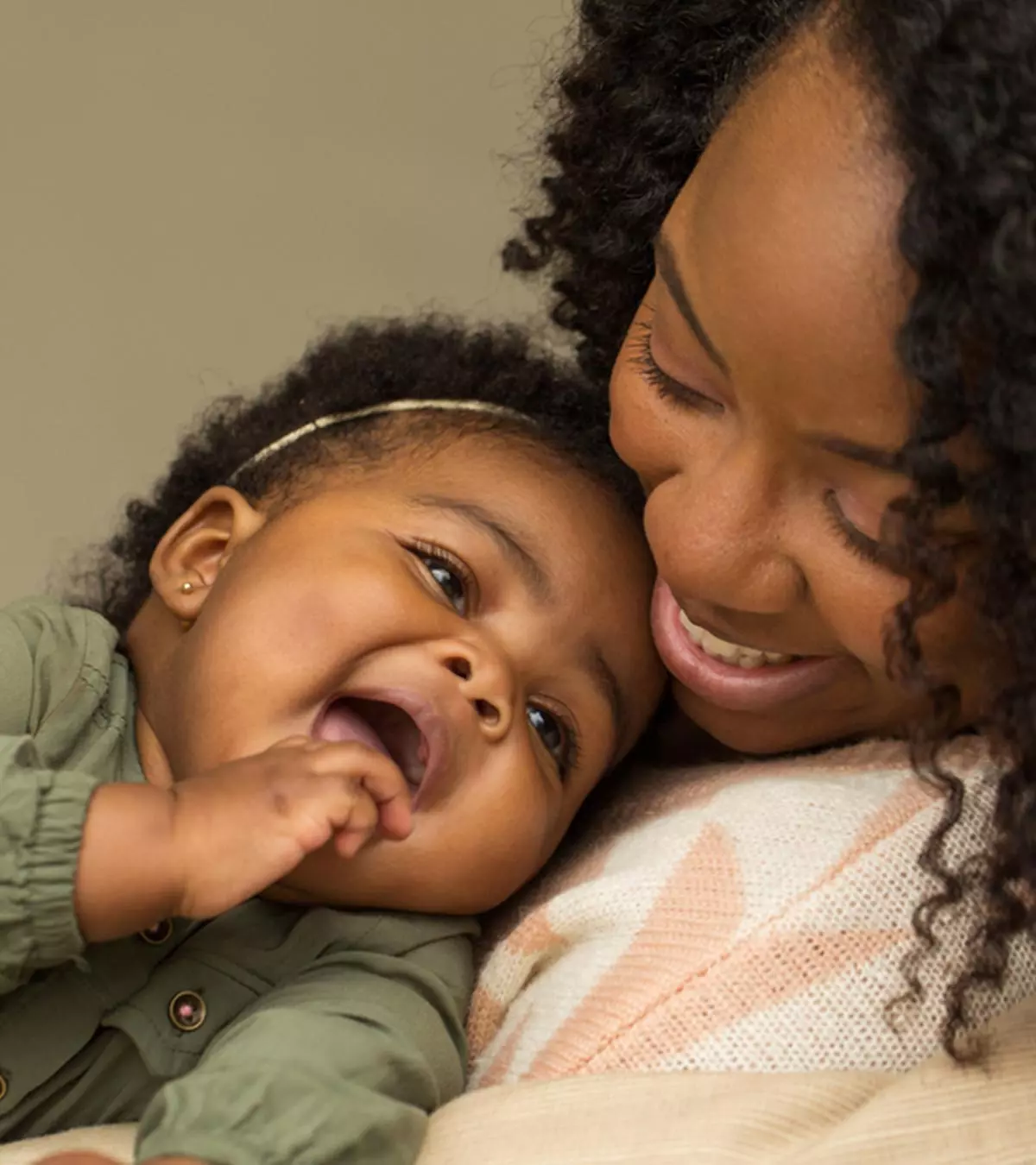 When Do Babies Clap?