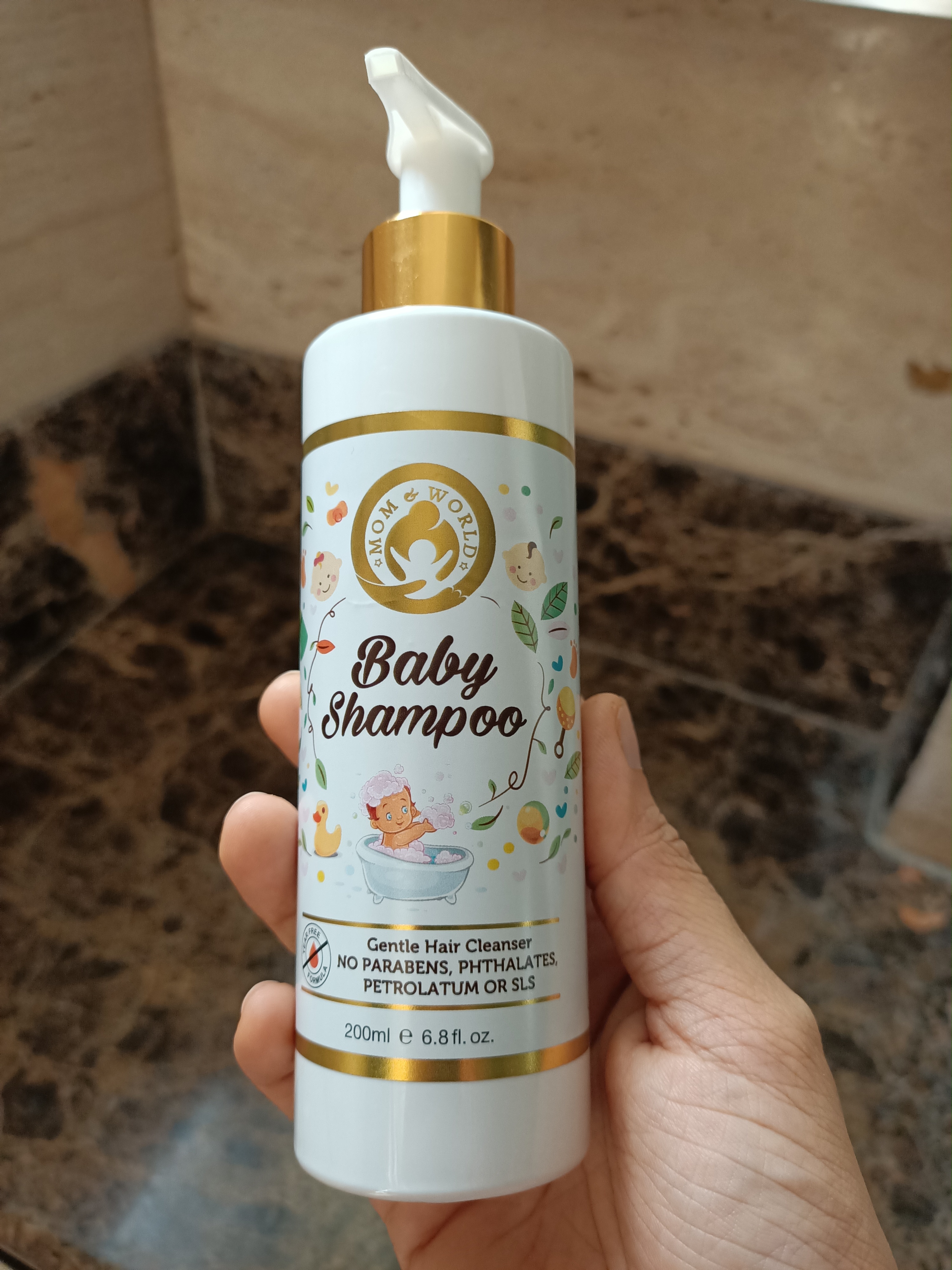 Mom & World Tear Free Baby Shampoo-Super amazing shampoo-By riamangal