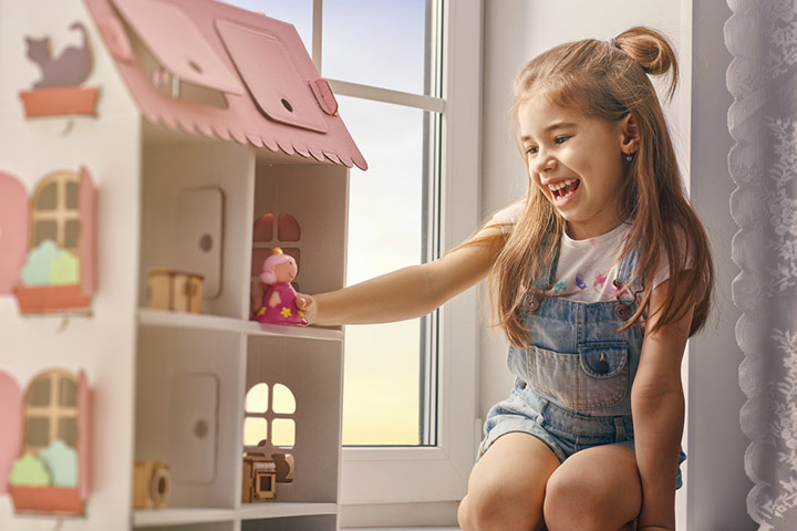 Homemade dollhouse for children