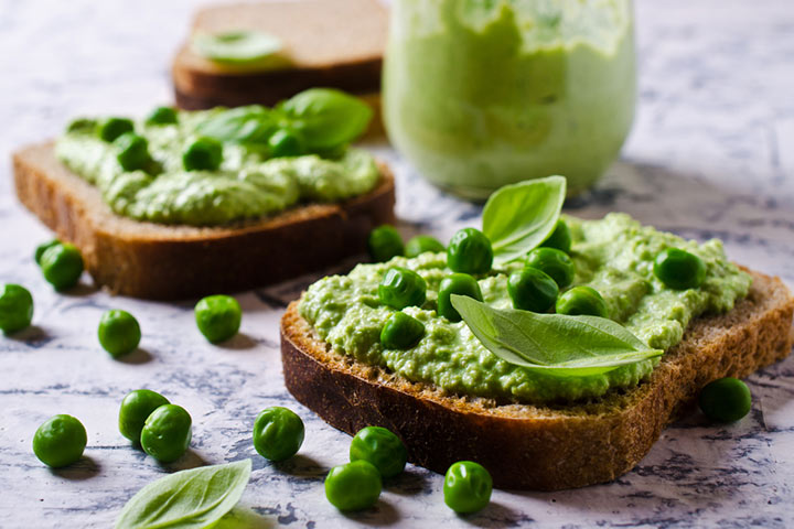 Green pea and cream cheese sandwich fiber foods for kids