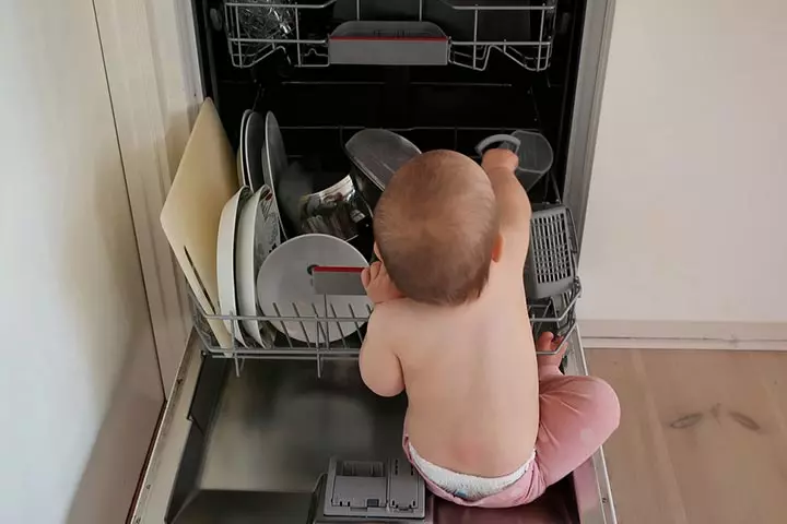 When You Realize That Knives And Forks Are Forbidden In The Dishwasher