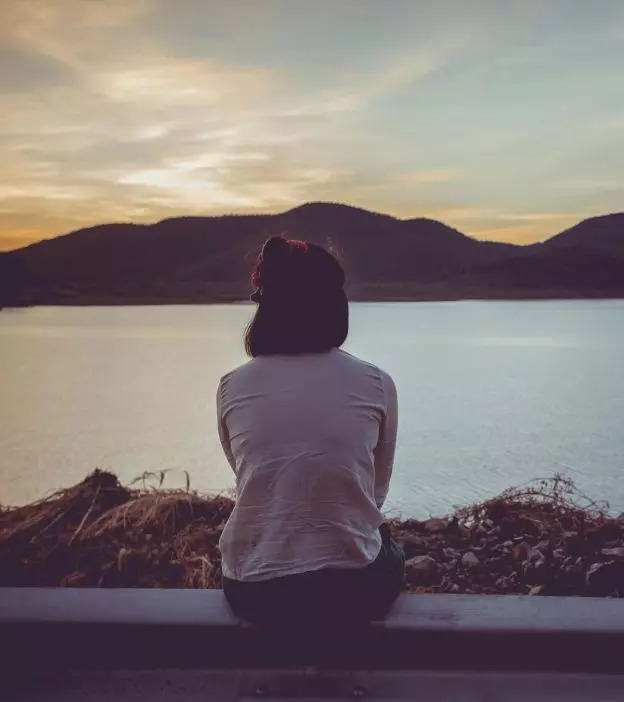 200+ Heartbreaking Loneliness Quotes When You Feel Sad