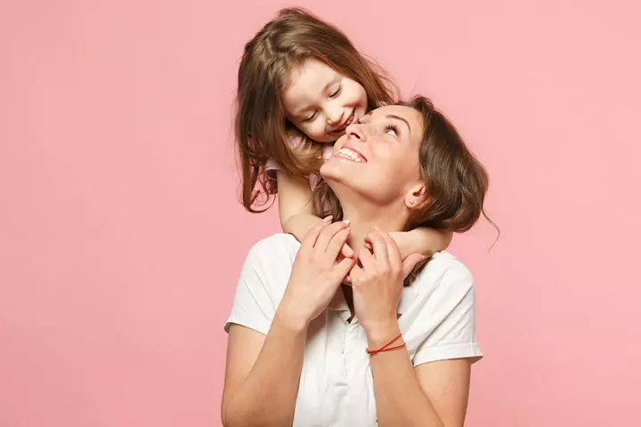 21 Heartfelt Parent-Daughter Moments