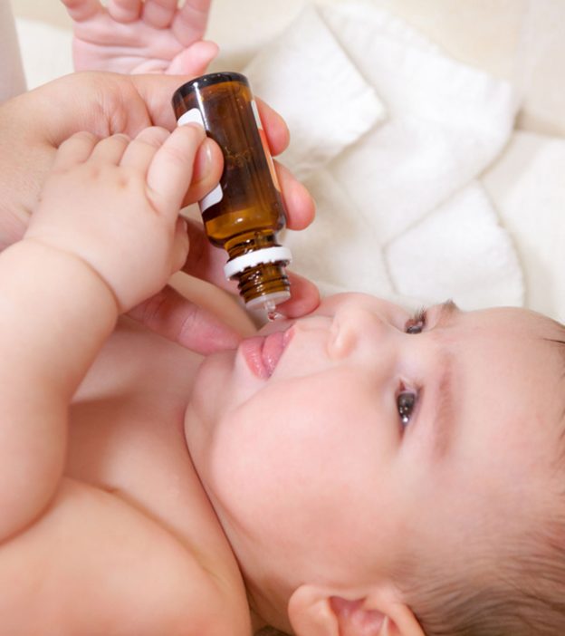 शिशुओं व बच्चों में विटामिन-डी की कमी के 10 लक्षण व खुराक | Bacho Me Vitamin D Ki Kami
