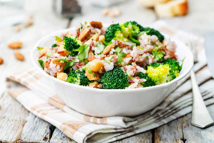 Broccoli and chickpea rice recipe for children