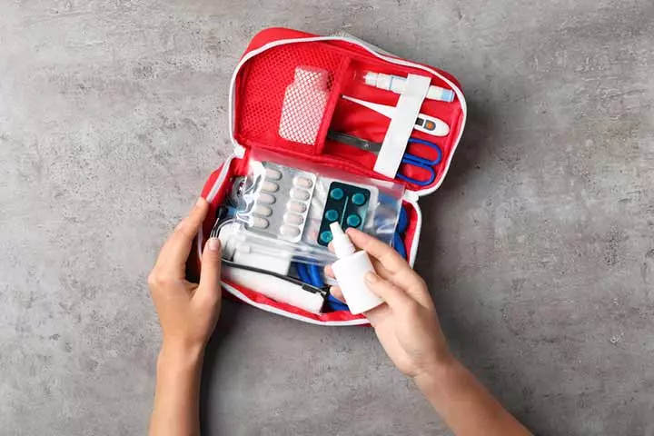 How To Build The Essential Parent First Aid Kit