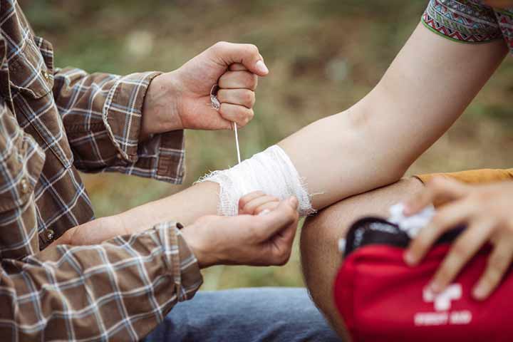 How To Build The Essential Parent First Aid Kit