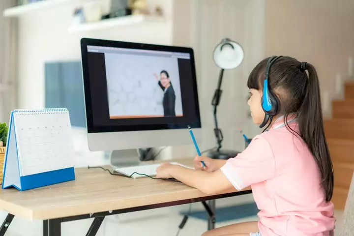 Its not easy to keep a child entertained