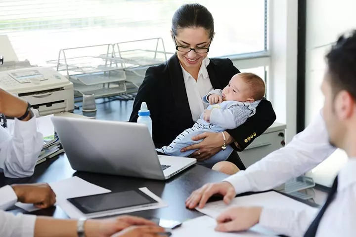 Working Moms The Ultimate Multitaskers