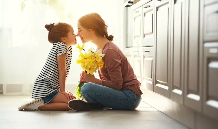 daughter seeks her mother’s