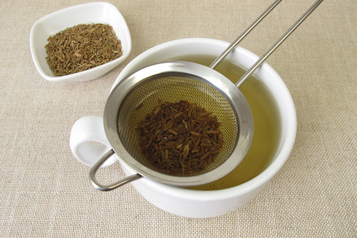 Fennel seed tea may help in the baby's digestion