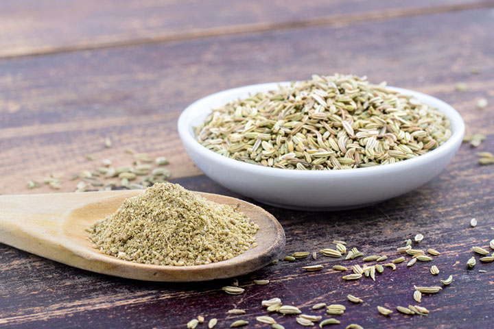 Fennel seeds for babies should be crushed to avoid choking