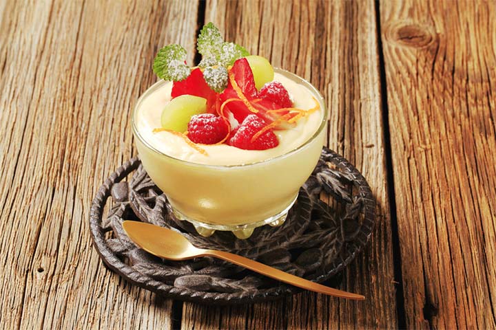 Simple and healthy fruit custard for babies