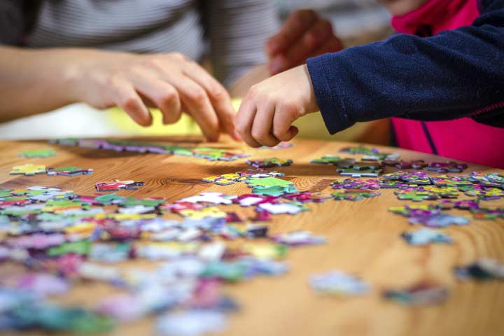 Puzzle solving activities for 3 year old