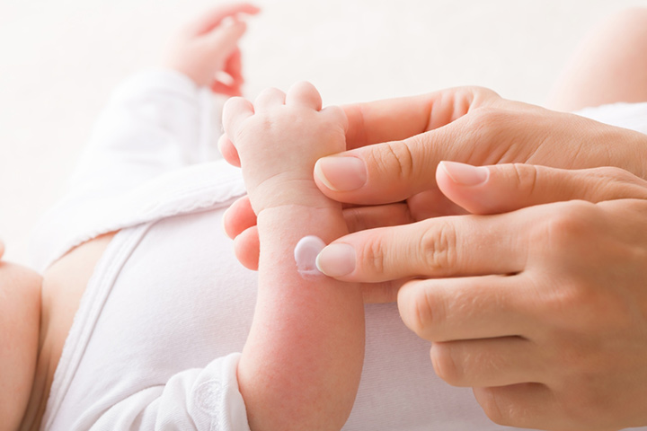 Apply a small amount of Vicks BabyRub on the hand to check for allergic reactions