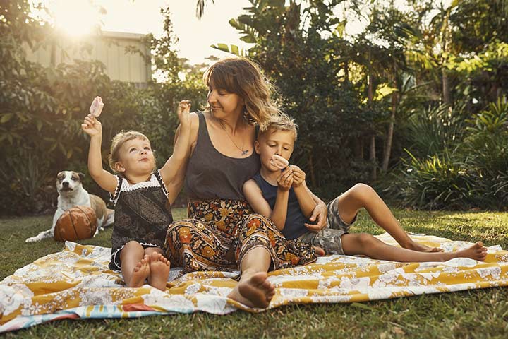 7 Ways To Raise A Family Without Going Totally Broke