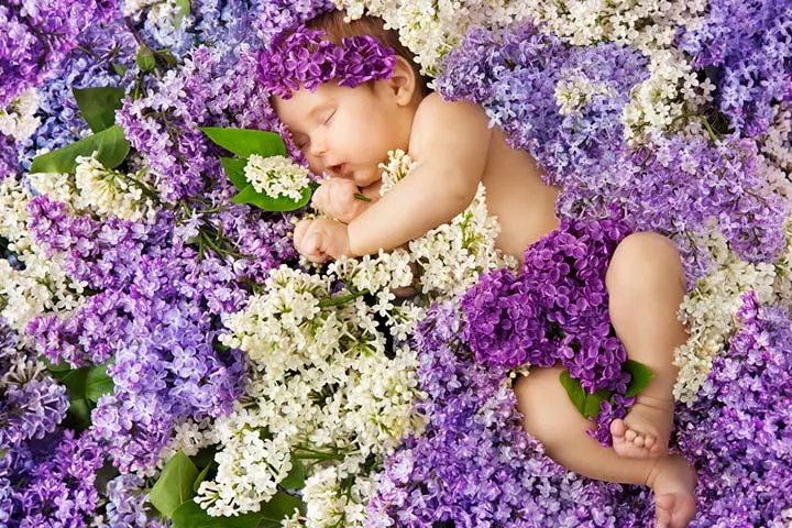 Pick a color scheme, newborn photo ideas