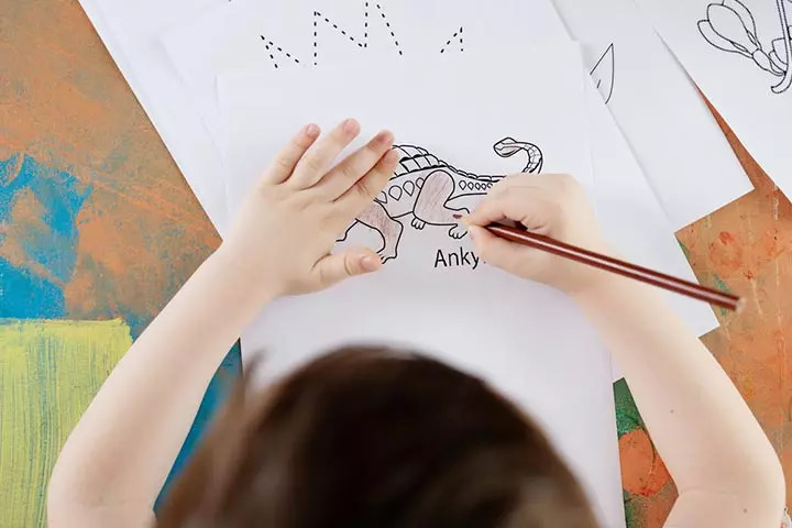 Handprint dinosaur