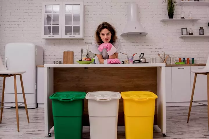 Keep A Kitchen Cleaner Handy