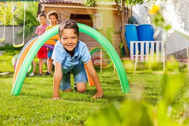 Obstacle Course, a challenging babysitting game