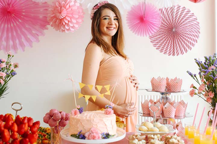 Baby shower with a pink theme