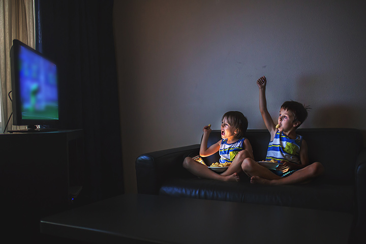 Study Shows Parents May End Up More Stressed When Kids Watch A Lot Of Television