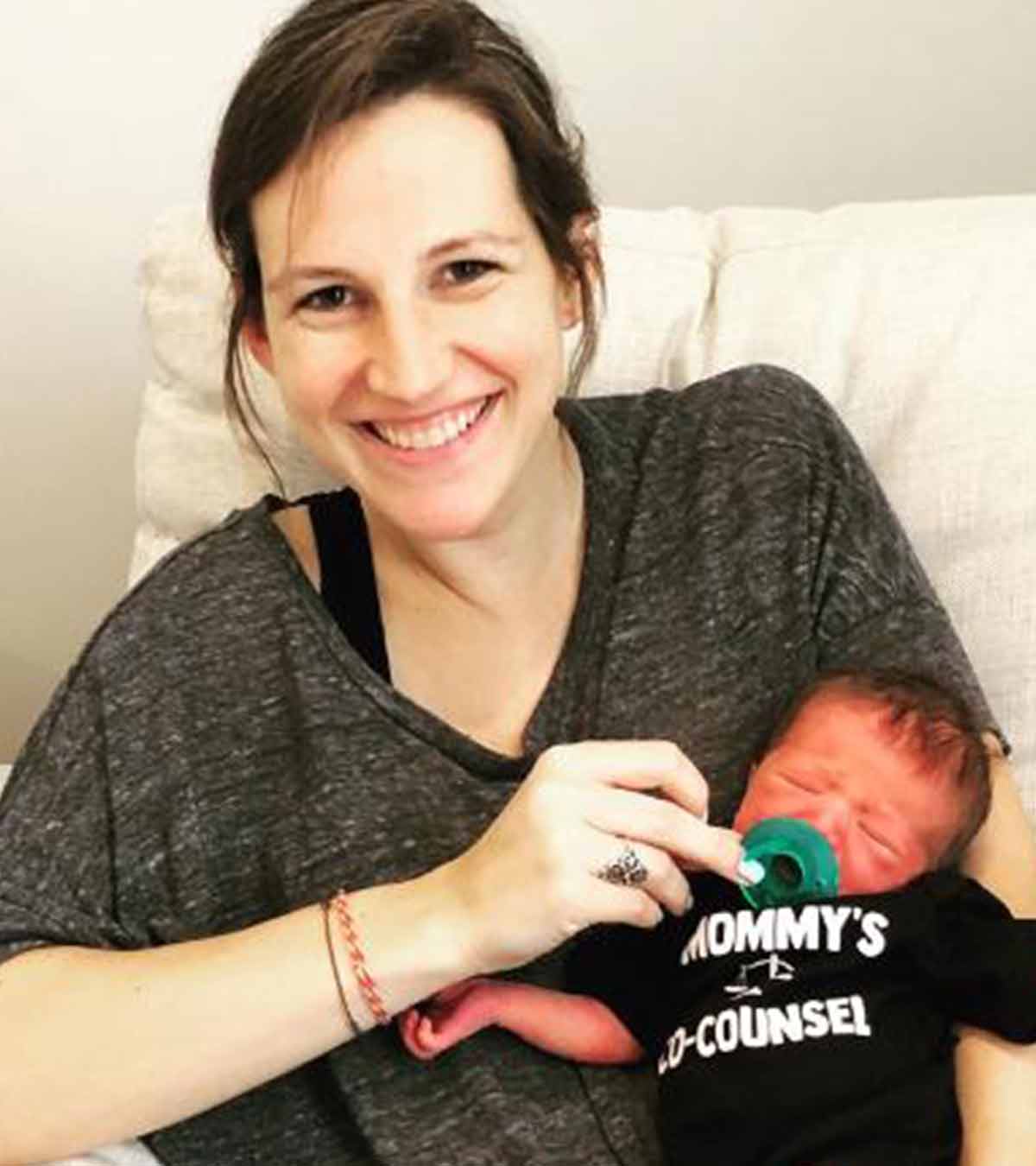 Woman Gives Birth While Taking Bar Exam Like The Boss She Is