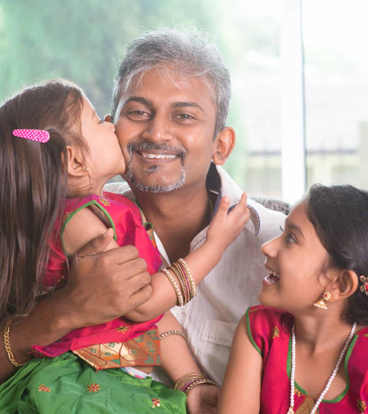 100+ Father's Day Quotes, Shayari And Status In Hindi | पापा के लिए स्टेटस, सुविचार और शायरी