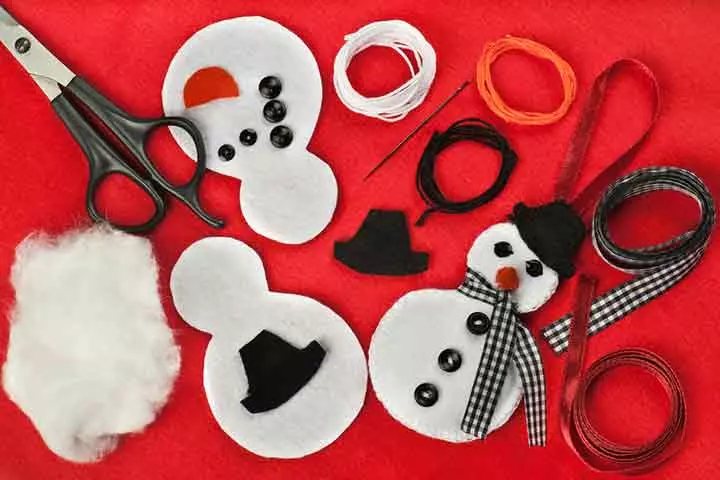 Cotton snowman collage art ideas for kids