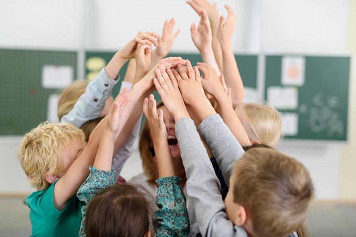 12 classic hand games for kids - Hella Entertainment