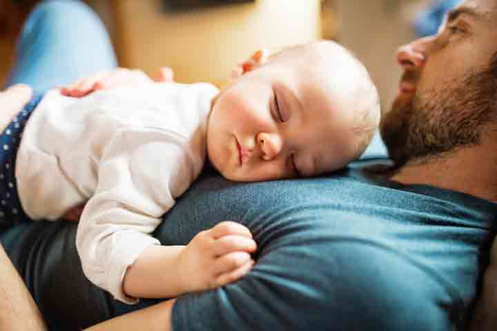 Baby clings during sleep regression phase